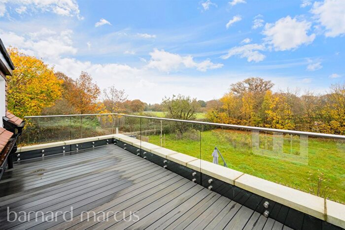 1 Bedroom Flat For Sale In Horsham Road, Beare Green, Dorking, RH5