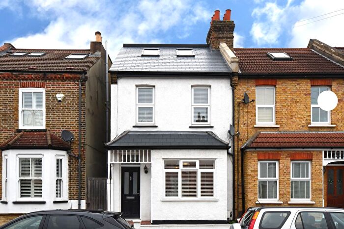 3 Bedroom End Of Terrace House To Rent In Liddon Road, Bromley, BR1