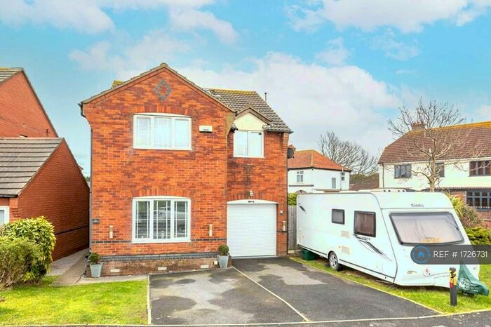 4 Bedroom Detached House To Rent In Beach Road, Severn Beach, Bristol, BS35