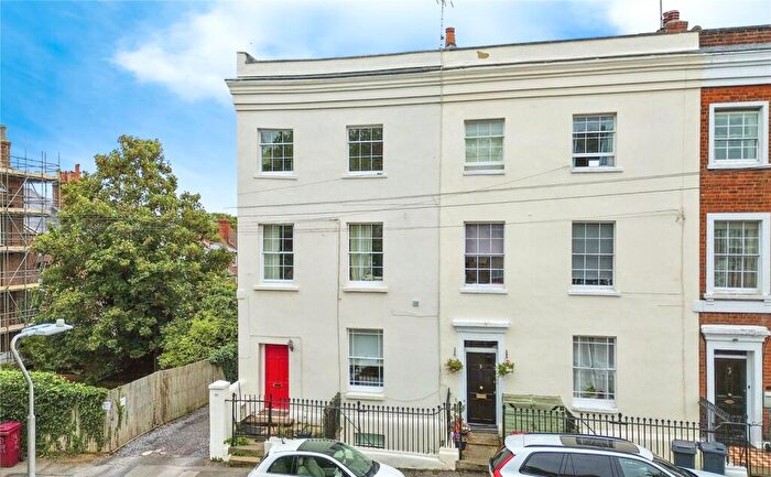 1 Bedroom Apartment For Sale In Coley Hill, Reading, Berkshire, RG1