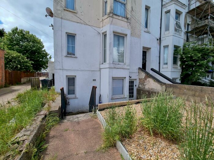 2 Bedroom Flat To Rent In Brockhurst Road, Gosport, PO12