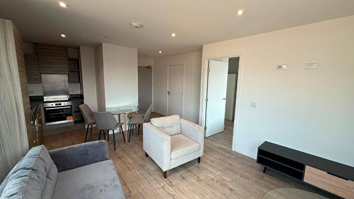 1 Bedroom Apartment To Rent In Crocus Street, Nottingham, Nottinghamshire, NG2