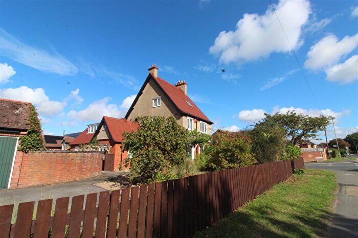 5 Bedroom Detached House For Sale In Belton Lane, Grantham, NG31