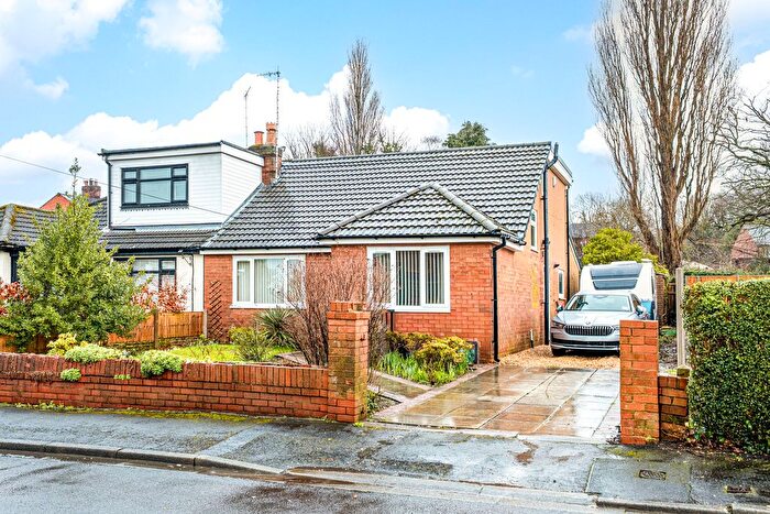 3 Bedroom Semi-detached House For Sale In Beechfield, Hilldale, WN8