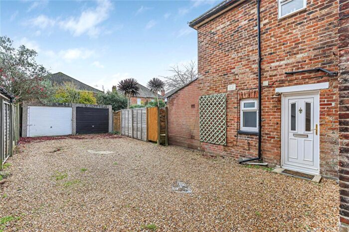 2 Bedroom Apartment For Sale In Shelbourne Road, Charminster, Bournemouth, BH8