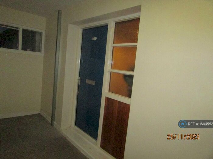 2 Bedroom Flat To Rent In Paterson Avenue, Irvine, KA12