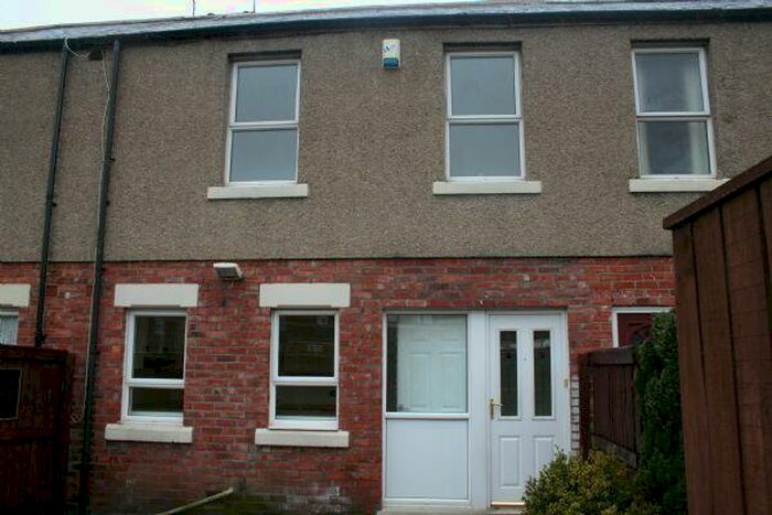 2 Bedroom Terraced House To Rent In The Oval Concord Washington, NE37