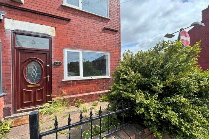 3 Bedroom End Of Terrace House To Rent In Morgan Street, St. Helens, WA9