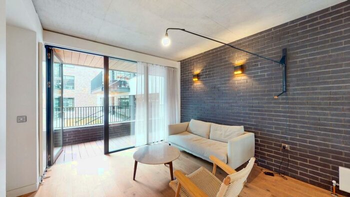 2 Bedroom Apartment To Rent In Mallow Street, EC1Y