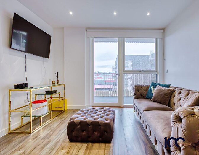 1 Bedroom Flat To Rent In Fletcher House, Wood Lane, Dagenham, RM10