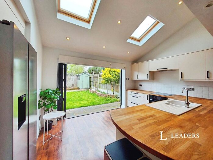 3 Bedroom Terraced House To Rent In Wenham Drive, Westcliff-on-Sea, Essex, SS0