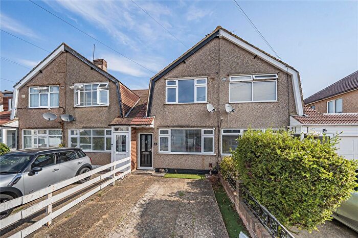 2 Bedroom Terraced House For Sale In Rutland Road, Middlesex, UB3