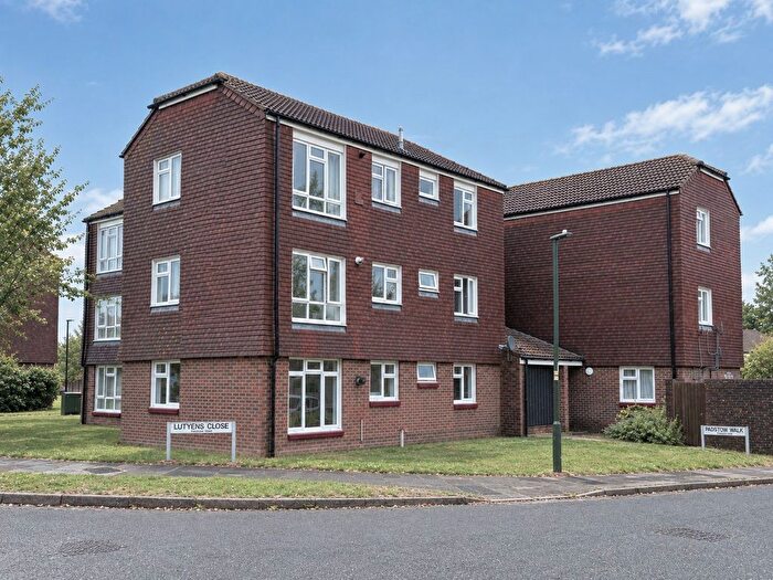 1 Bedroom Flat For Sale In Padstow Walk, Crawley, RH11