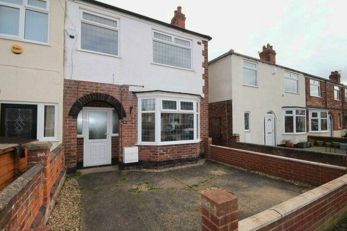 3 Bedroom End Of Terrace House To Rent In Baytree Avenue, Grimsby, DN34
