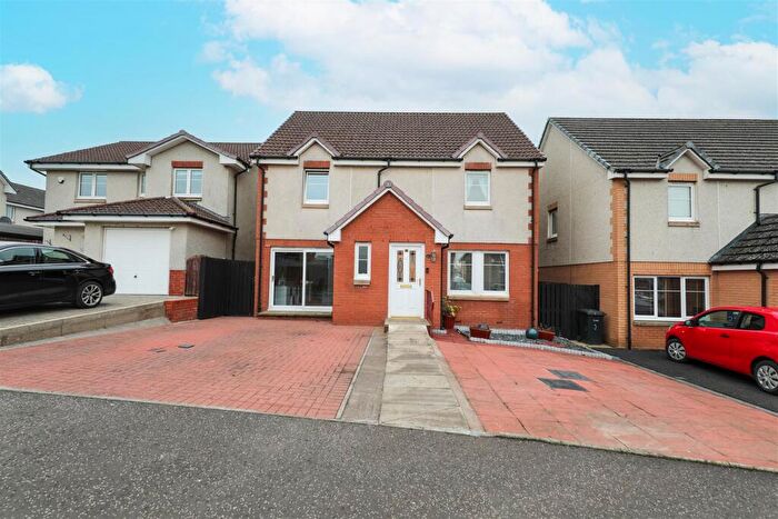 4 Bedroom Detached House For Sale In Jamphlars Place, Cardenden, KY5