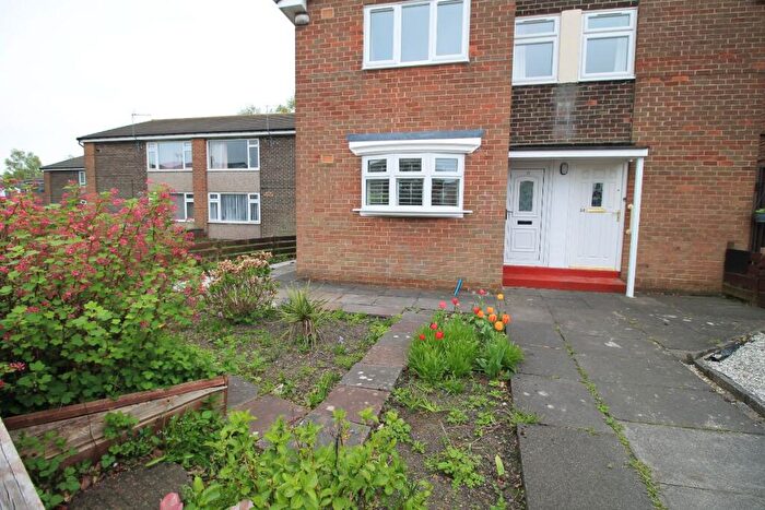 1 Bedroom Flat To Rent In Barmston Court, Columbia, Washington, NE38