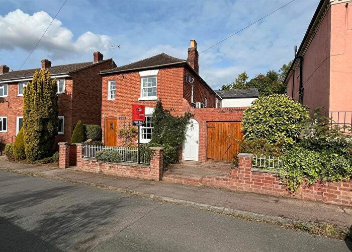 4 Bedroom Detached House For Sale In Bury Bar, Newent, GL18