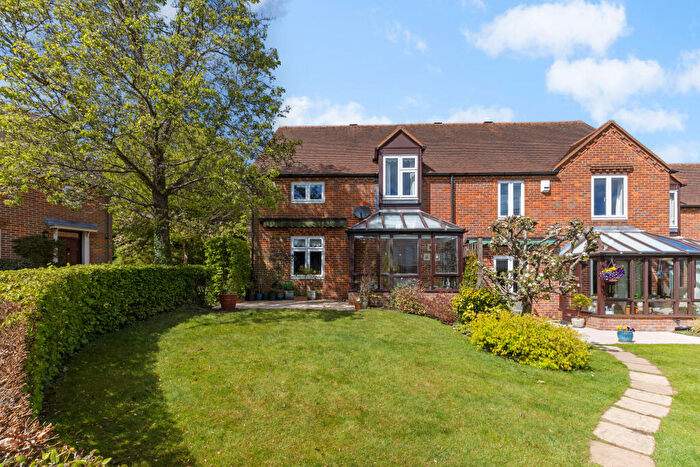 3 Bedroom House For Sale In Old Town Farm, Great Missenden, HP16