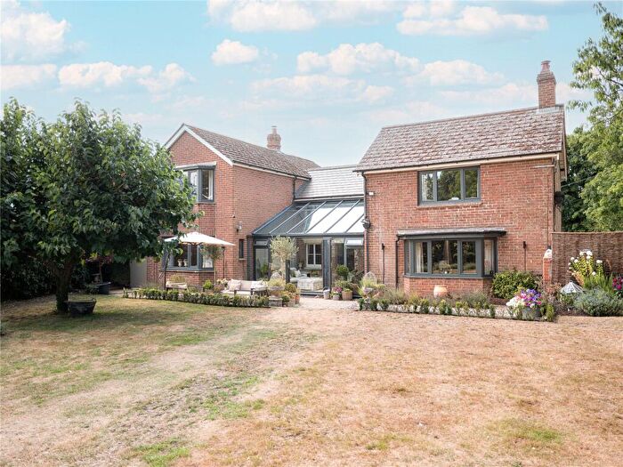 3 Bedroom Detached House For Sale In Woodborough, Pewsey, SN9