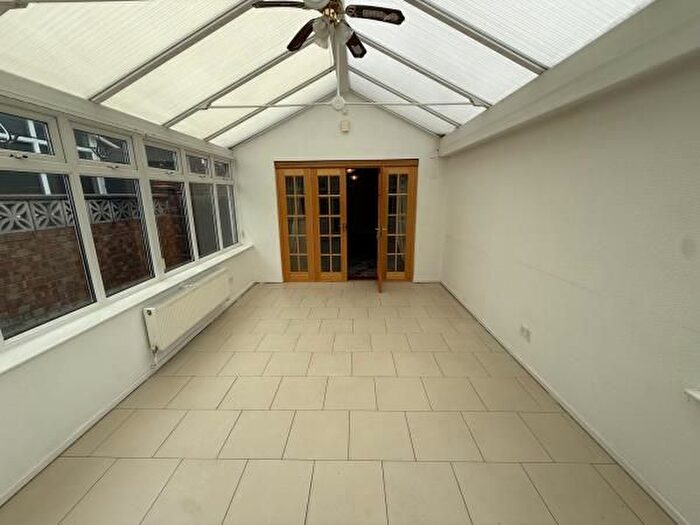 2 Bedroom Bungalow For Sale In Rockbourne Avenue, Gateacre, Liverpool, L25