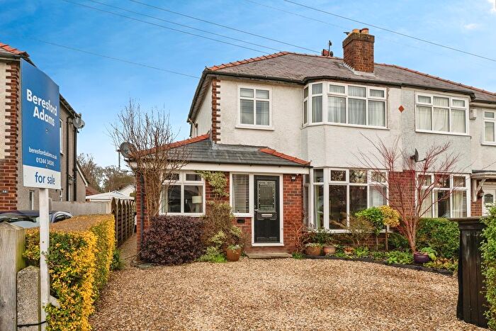 3 Bedroom Semi Detached House For Sale In Oakfield Drive, Upton, Chester, Cheshire, CH2