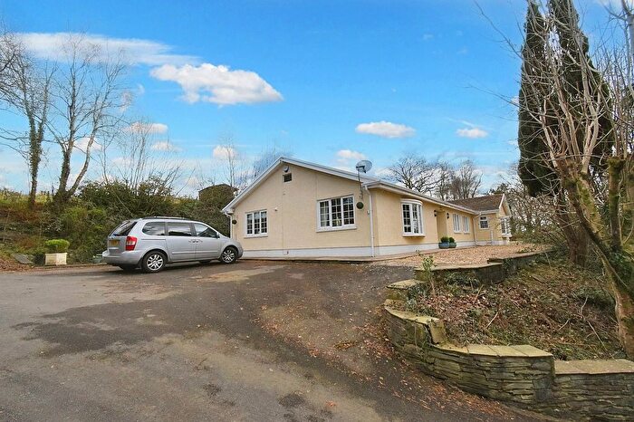 5 Bedroom Bungalow For Sale In Carmarthen Road, Pontarddulais, Swansea, SA4