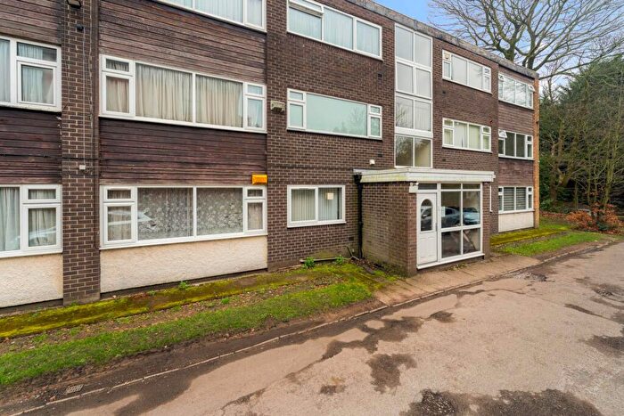 2 Bedroom Apartment For Sale In Park Lea Court, Broughton Park, M7