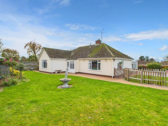 3 Bedroom Detached Bungalow For Sale In Orchard Grove, West Winch, King's Lynn, PE33