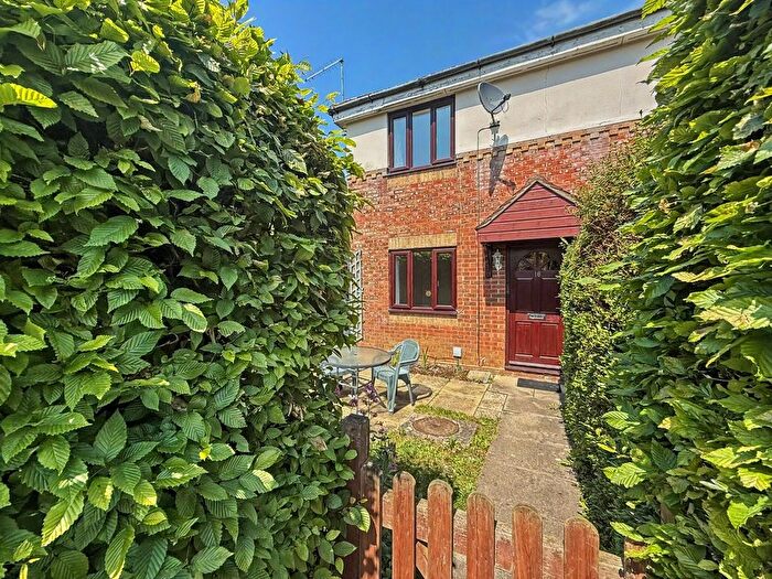 2 Bedroom Terraced House For Sale In Stanley Way, Daventry, NN11
