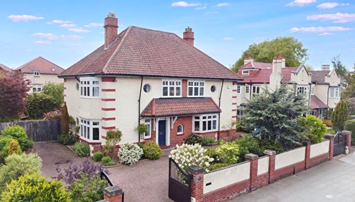 5 Bedroom Detached House For Sale In Cleveland Avenue, Darlington, DL3