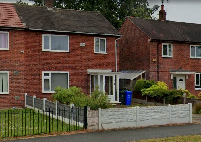 3 Bedroom Semi-Detached House To Rent In Shadowmoss Road, Manchester, M22