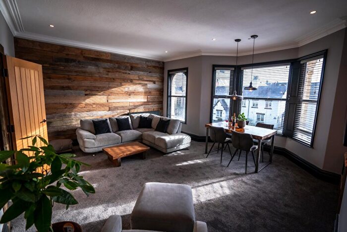 2 Bedroom Apartment To Rent In Westby Street, Lytham St Annes, FY8