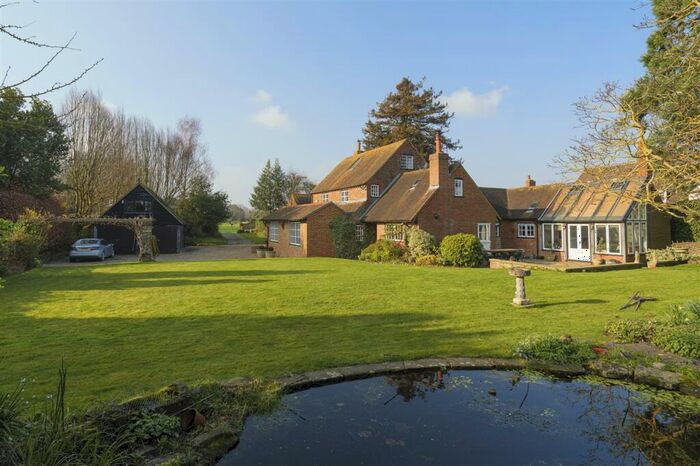 4 Bedroom Detached House For Sale In The Coach House, Baye Lane, Ickham, CT3