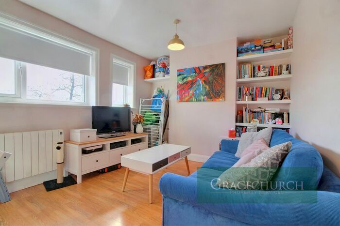 1 Bedroom Flat To Rent In Empire Parade, Great Cambridge Road, London, N18