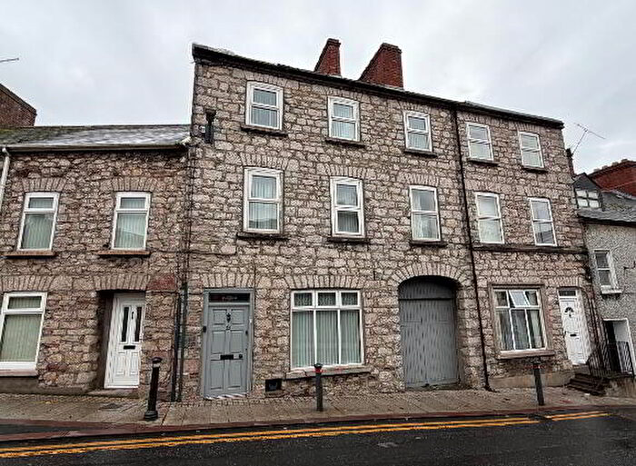 6 Bedroom Mid TownHouse For Sale In Abbey Street, Armagh, BT61