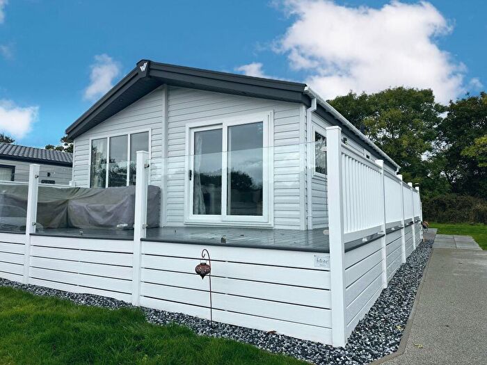 2 Bedroom Park Home For Sale In Carlton Meres Park, Carlton, Saxmundham, IP17