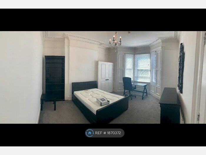 8 Bedroom Terraced House To Rent In Osborne Avenue, Newcastle Upon Tyne, NE2