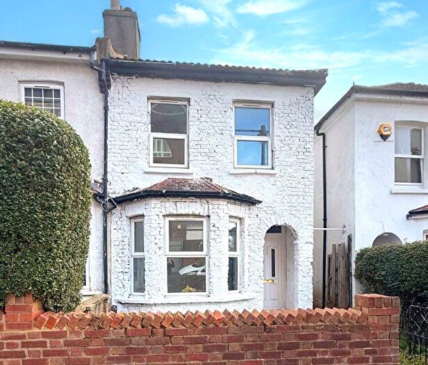 3 Bedroom End Of Terrace House For Sale In Holmesdale Road, South Norwood, SE25