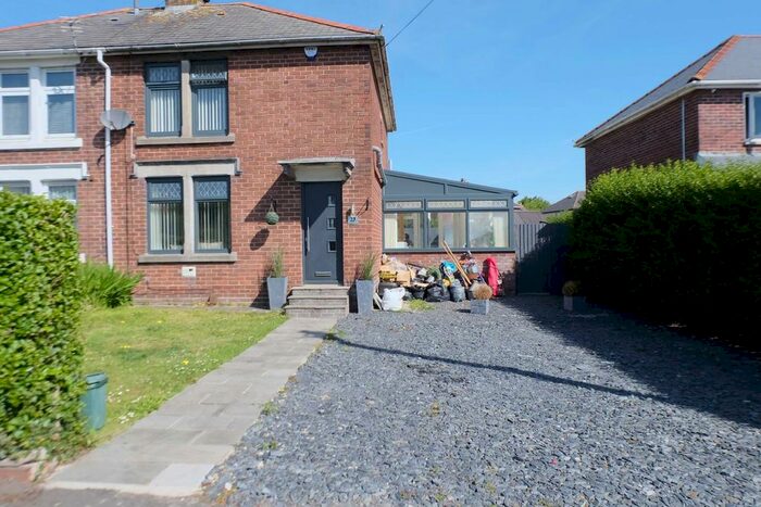3 Bedroom Semi-Detached House To Rent In Borough Avenue, Barry, CF62