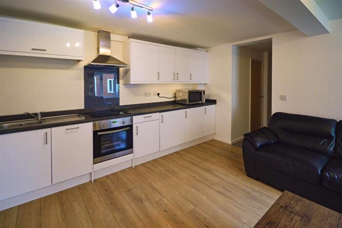 3 Bedroom Flat To Rent In The Forum, Tiverton Way, Cambridge, CB1
