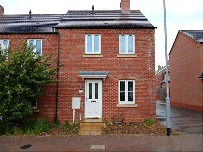 2 Bedroom End Terrace House For Sale In Junction Way, Thrapston, Kettering, NN14
