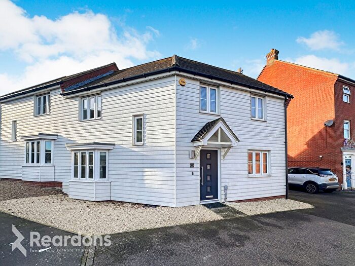 3 Bedroom Semi-Detached House To Rent In Mimosa Avenue, Sheerness, Kent, ME12