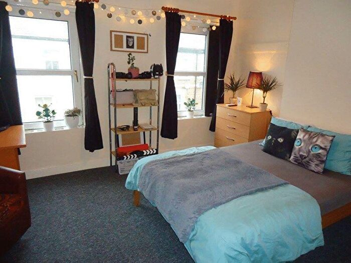 3 Bedroom Terraced House To Rent In Cyfarthfa Street, Cardiff, CF24