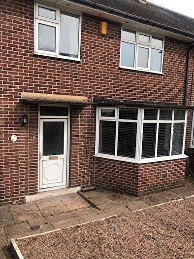 3 Bedroom Semi-Detached House To Rent In Birchwood Ave, Rawmarsh, Rotherham, S62