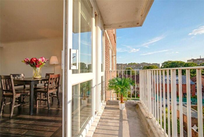 2 Bedroom Apartment To Rent In Blair Court, Boundary Road, London, NW8