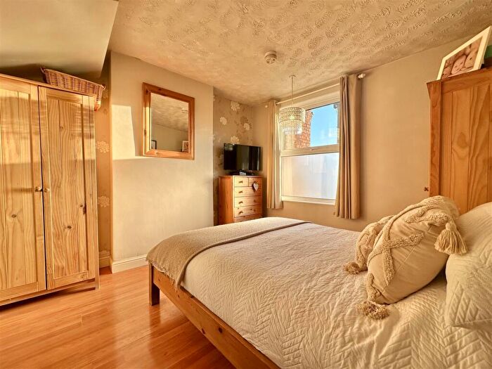 3 Bedroom Terraced House For Sale In Corporation Road, Off Abbey Lane, Leicester, LE4