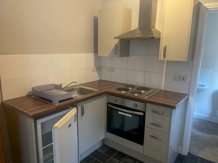 1 Bedroom Studio To Rent In Carr House Road, Hyde Park, Doncaster, DN1