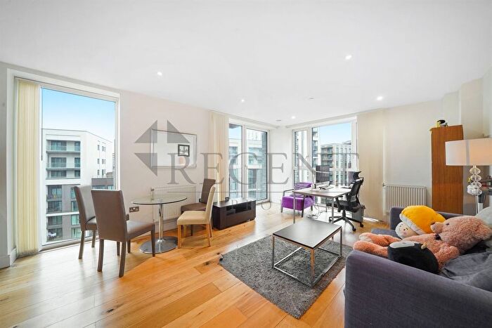 2 Bedroom Flat To Rent In Centurion Tower, Caxton Street North, E16