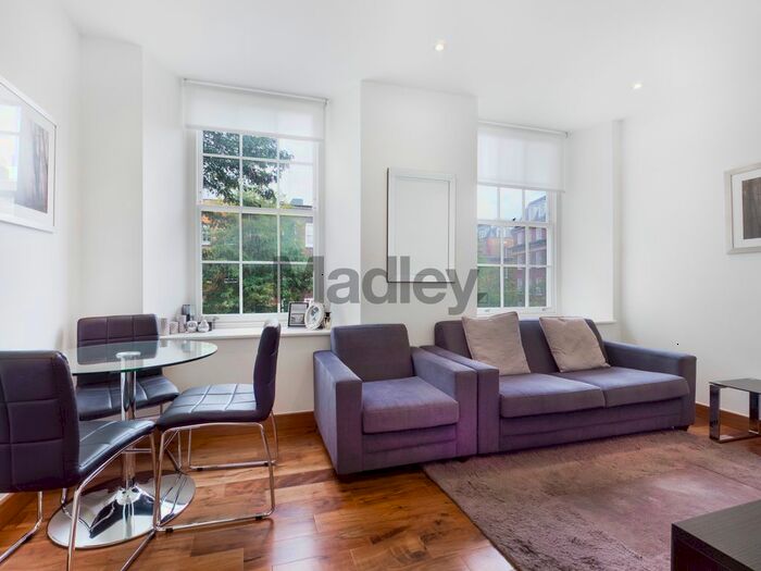 1 Bedroom Flat To Rent In Bedford Row, London, WC1R