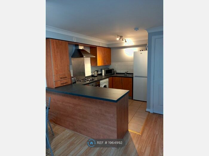 2 Bedroom Flat To Rent In Alexandra Parade, Glasgow, G31